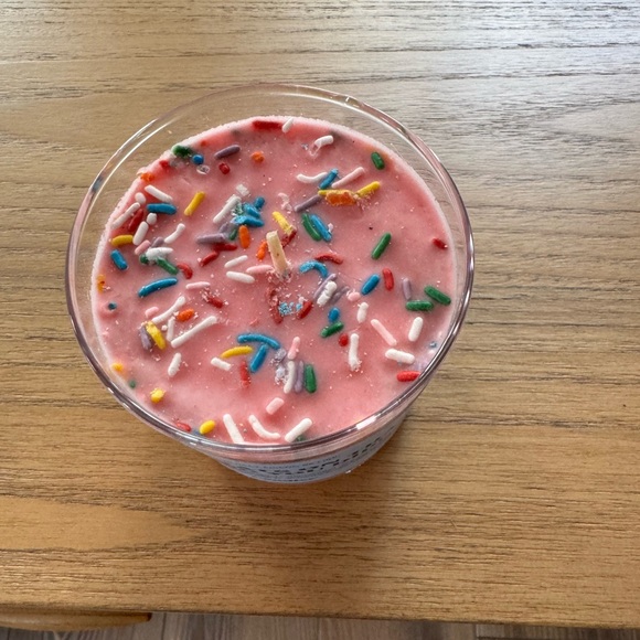 Soy Candle - Picture 3 of 9